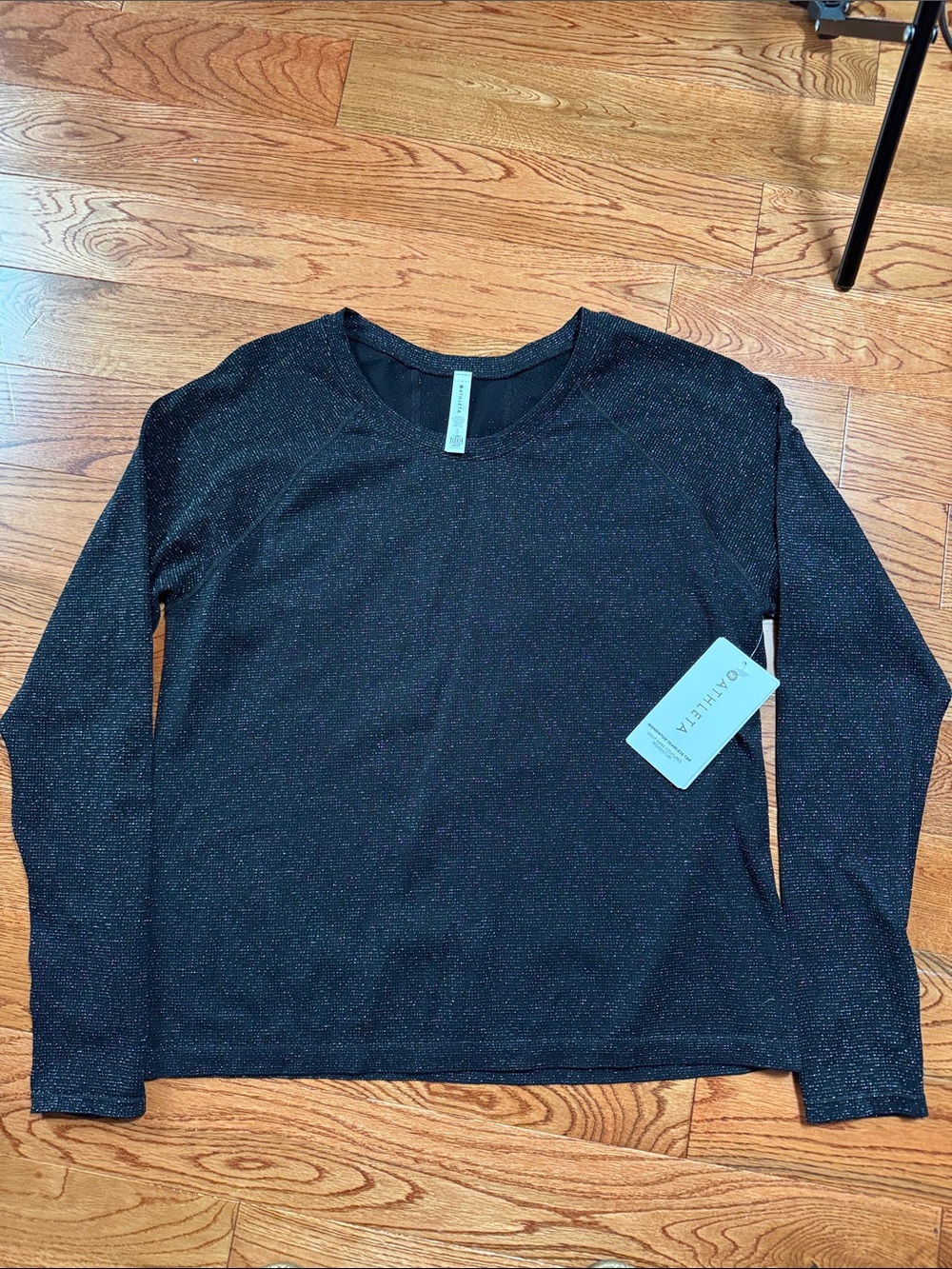 Athleta Momentum Black Sparkle Crewneck Top